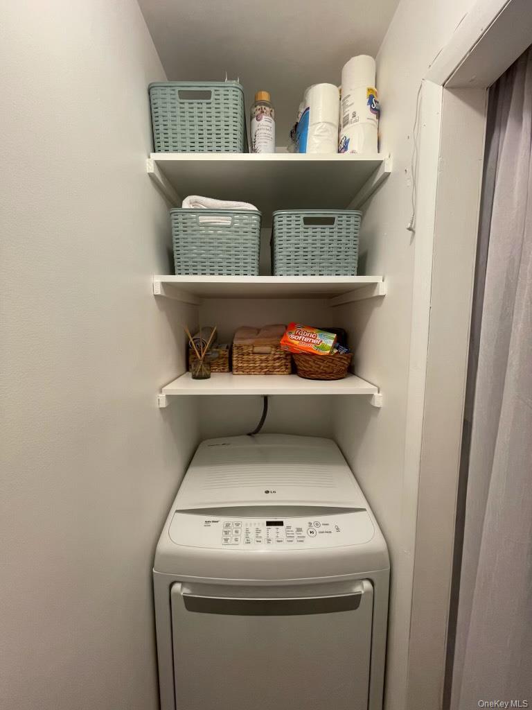 #8 photo, 208 Fairview Circle, Middle Island , NY 11953