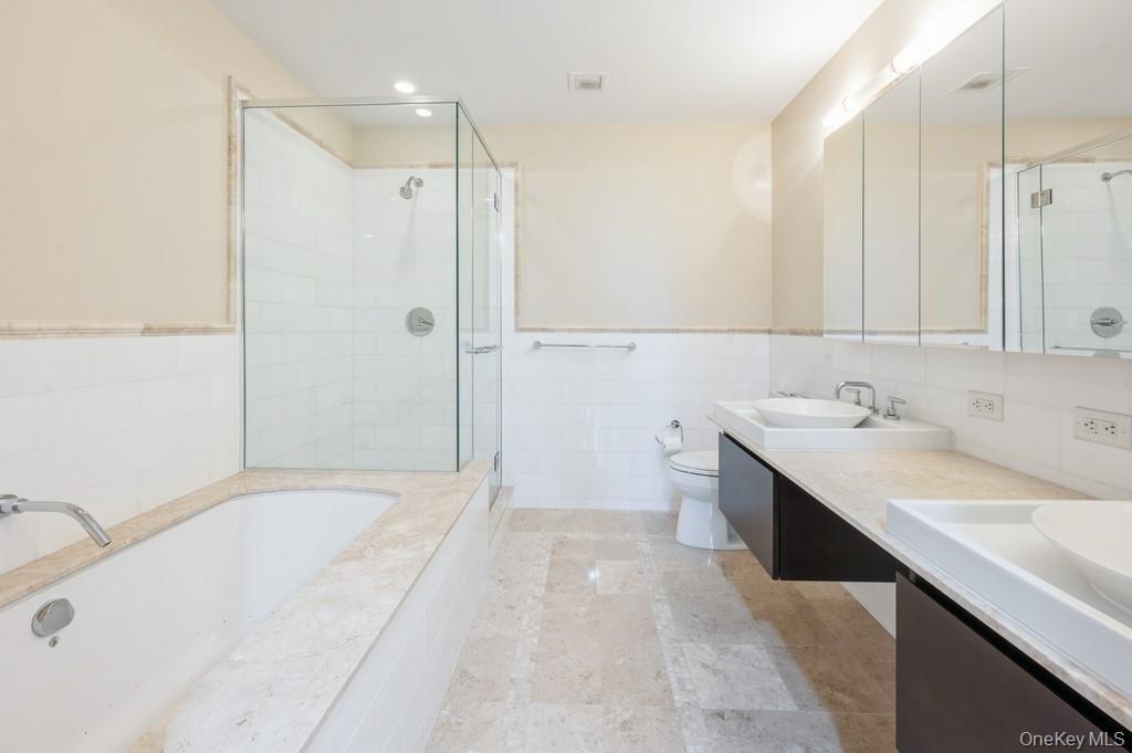 #18 photo, 175 Huguenot Street, New Rochelle , NY 10801