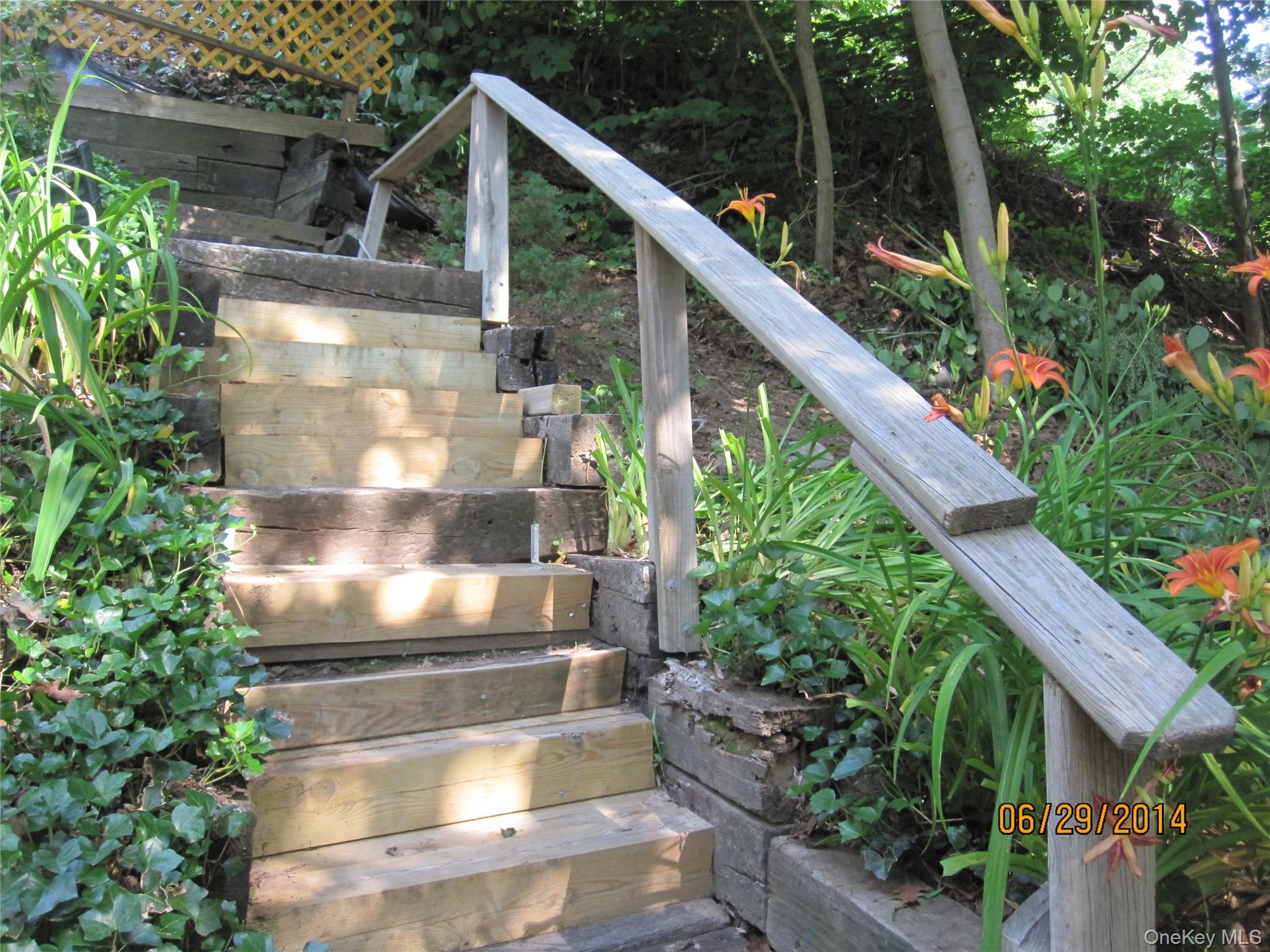 #3 photo, 909 Route 9W, Nyack , NY 10960