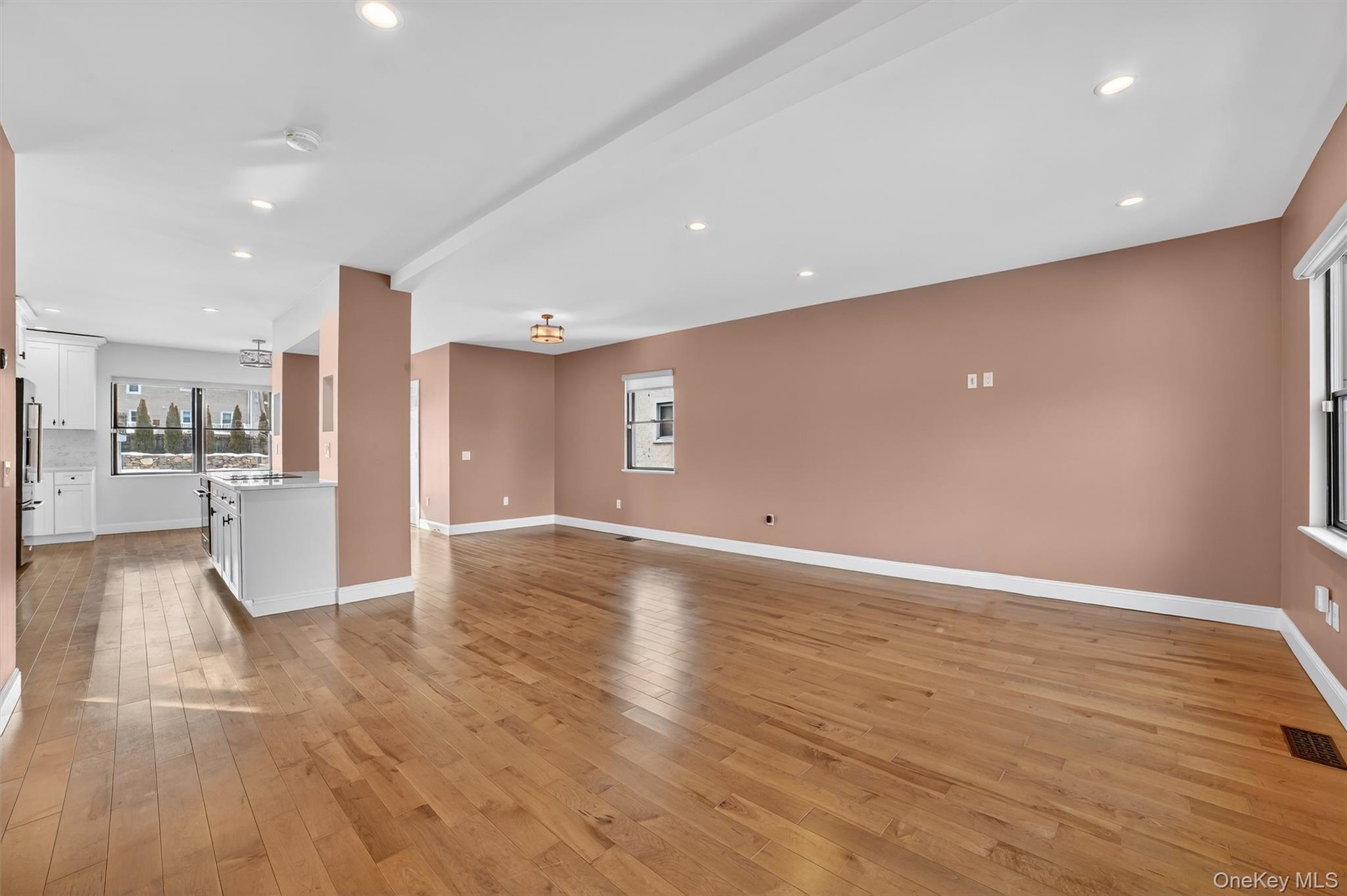 #4 photo, 61 Storey Lane, Yonkers , NY 10710