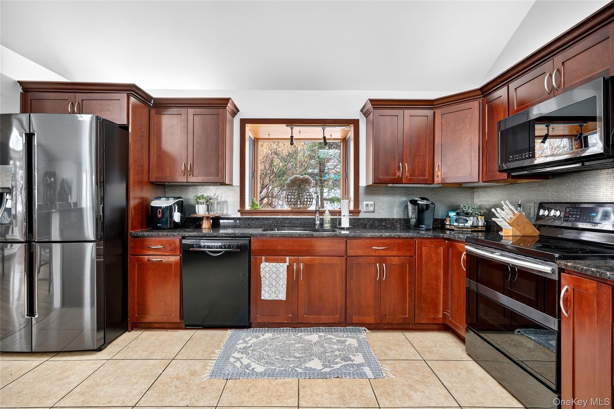 #12 photo, 44 Birch Brook Road, Cortlandt Manor , NY 10567