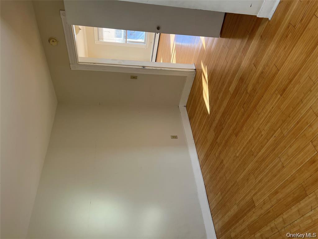 #10 photo, 46 Wayne Avenue, Suffern , NY 10901