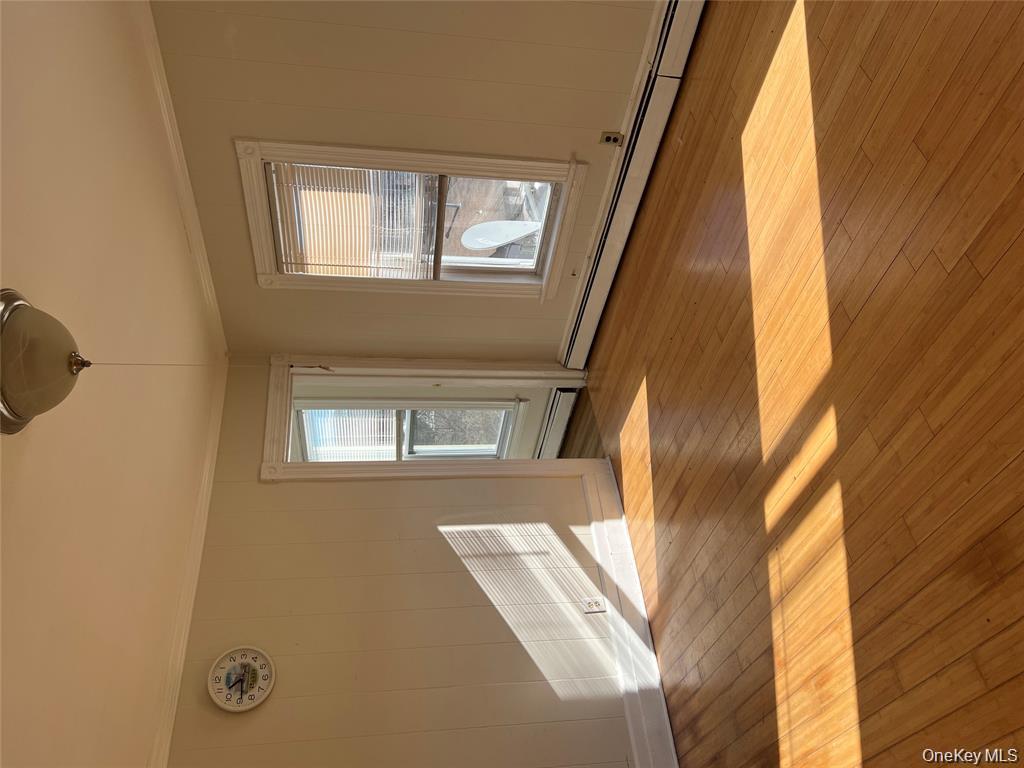 #8 photo, 46 Wayne Avenue, Suffern , NY 10901