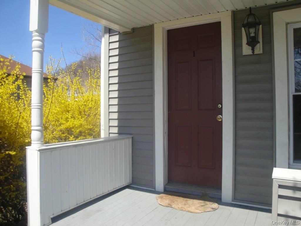 #1 photo, 44 Wayne Avenue, Suffern , NY 10901