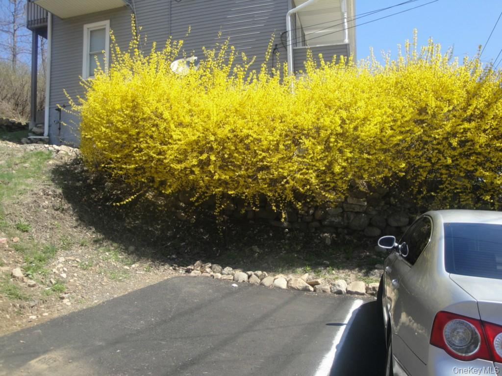 #2 photo, 42 Wayne Avenue, Suffern , NY 10901