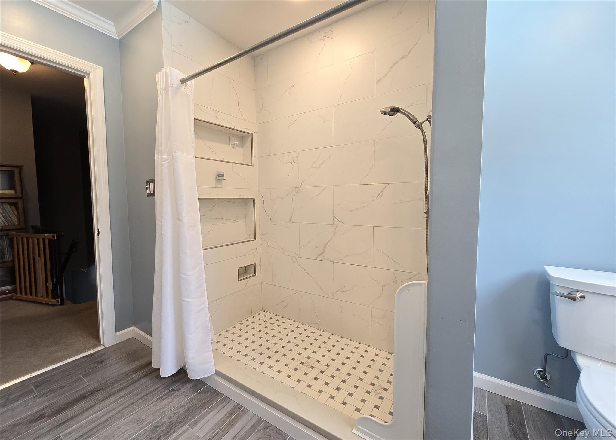 #17 photo, 23 Apple Lane, 롱 아일랜드 Medford , NY 11763