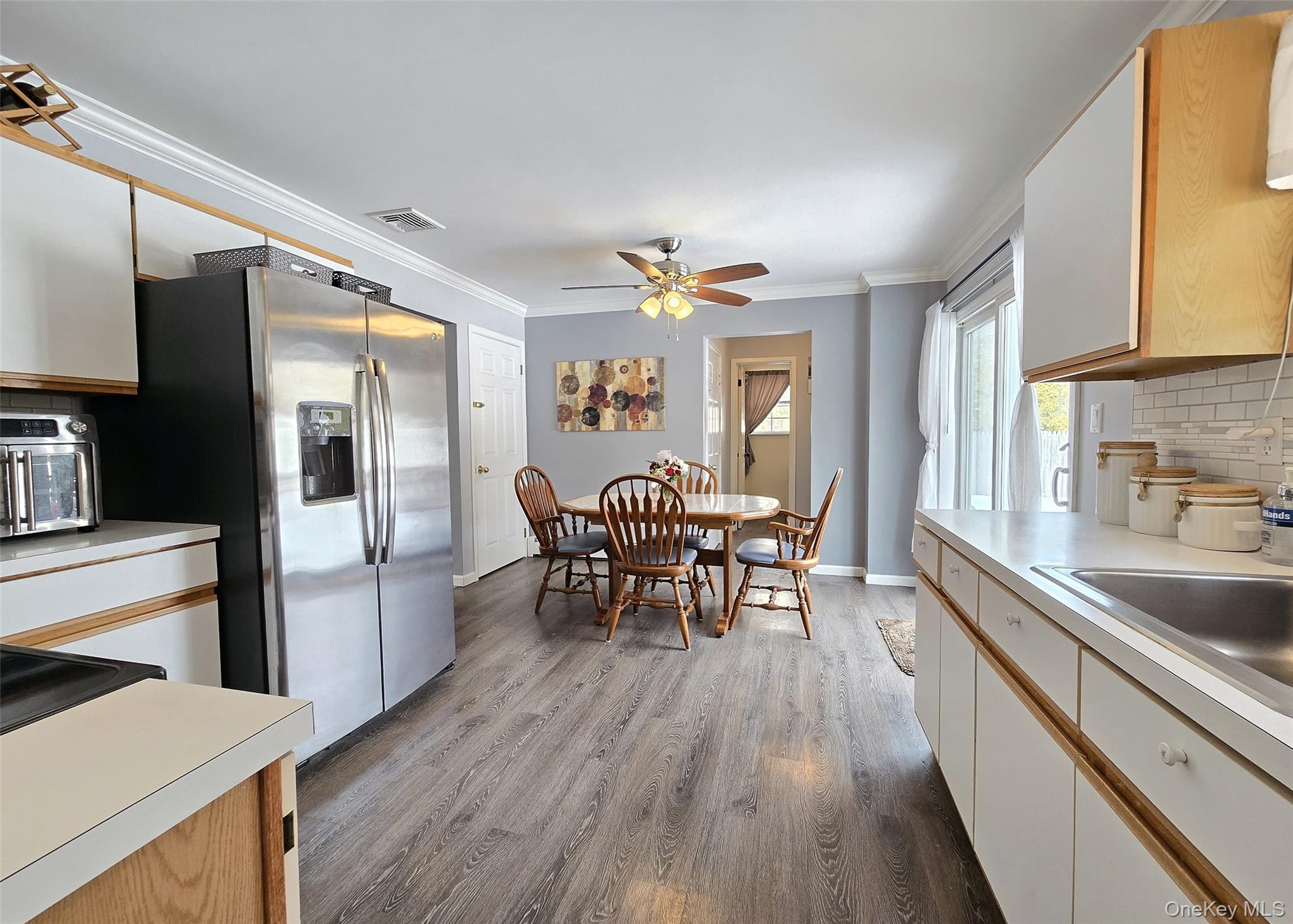 #8 photo, 23 Apple Lane, 롱 아일랜드 Medford , NY 11763