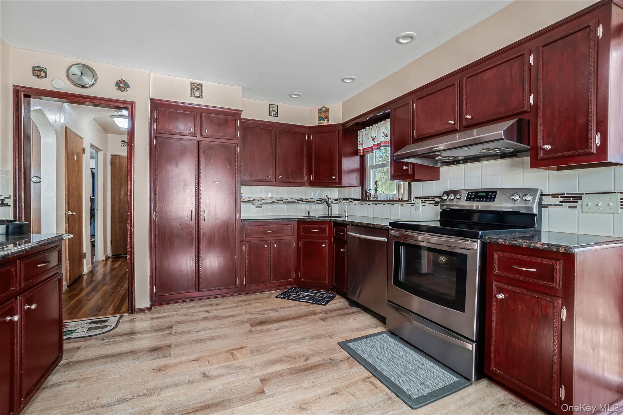 #11 photo, 739 N Ascan Street, Elmont , NY 11003