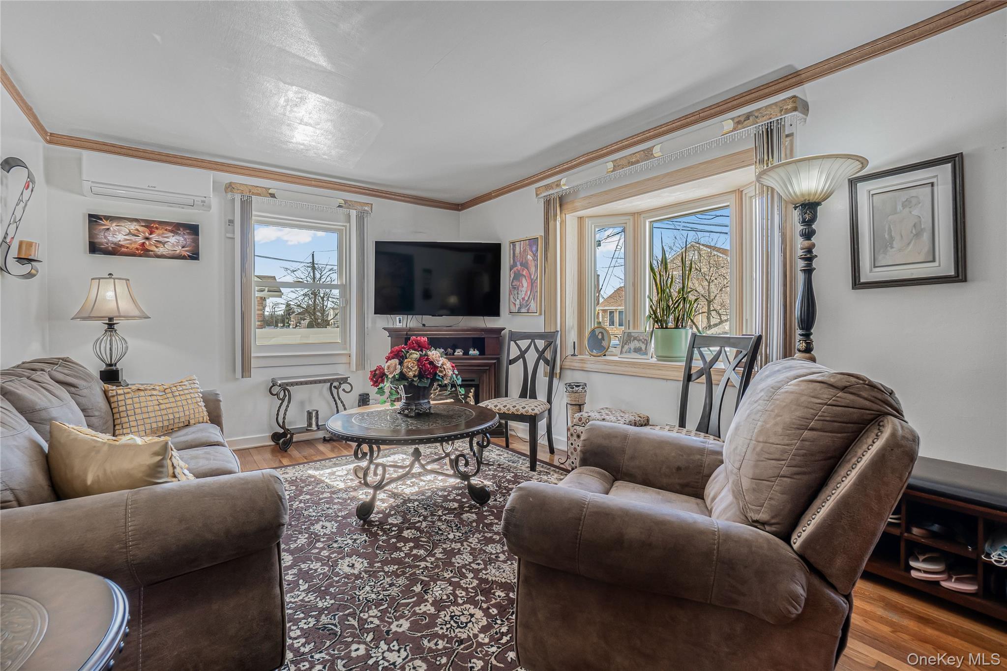 #6 photo, 739 N Ascan Street, Elmont , NY 11003