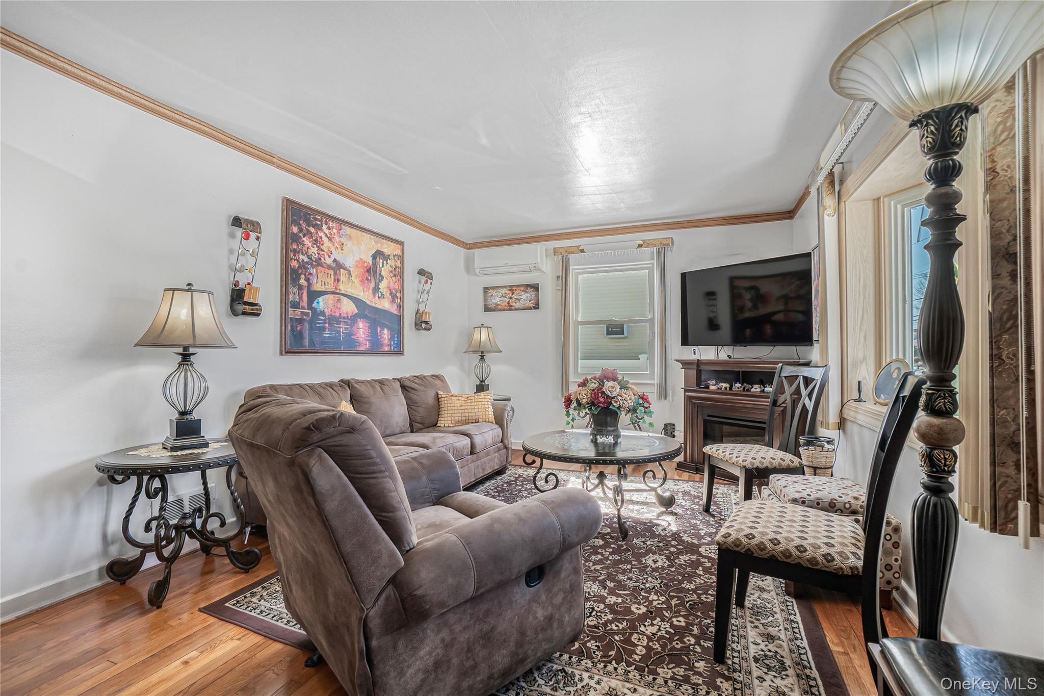 #7 photo, 739 N Ascan Street, Elmont , NY 11003