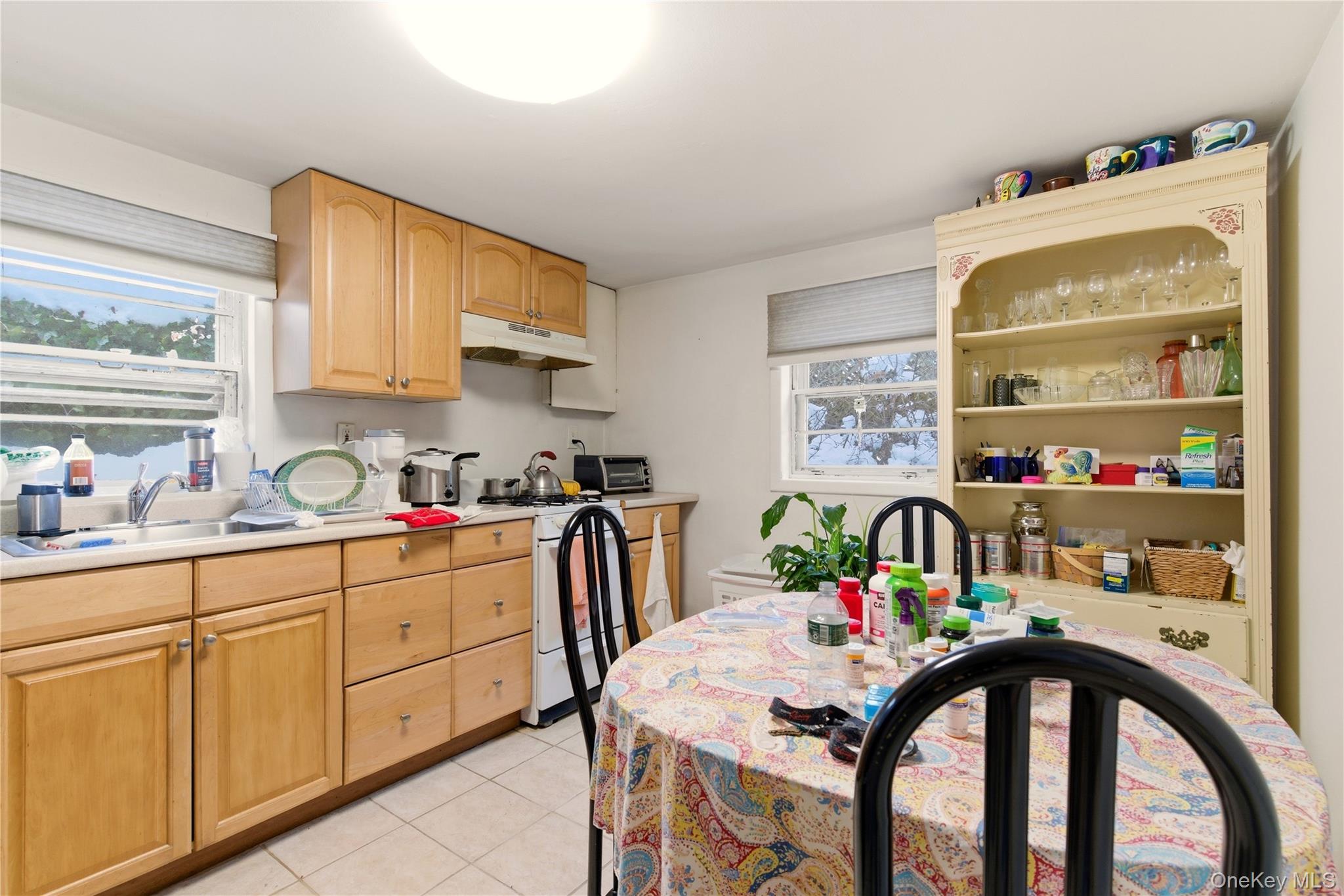 #17 photo, 58 Oakdale Road, Centerport , NY 11721