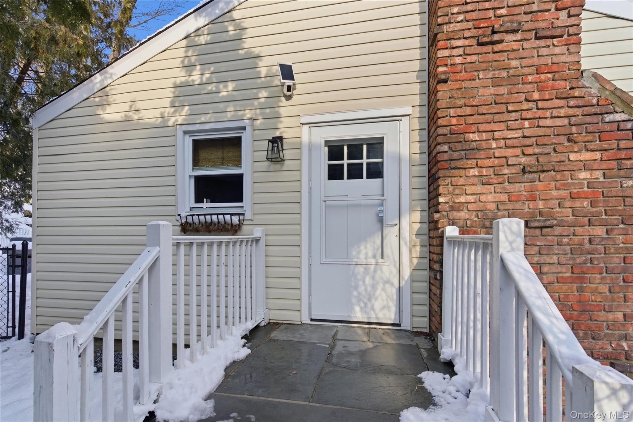 #3 photo, 58 Oakdale Road, Centerport , NY 11721