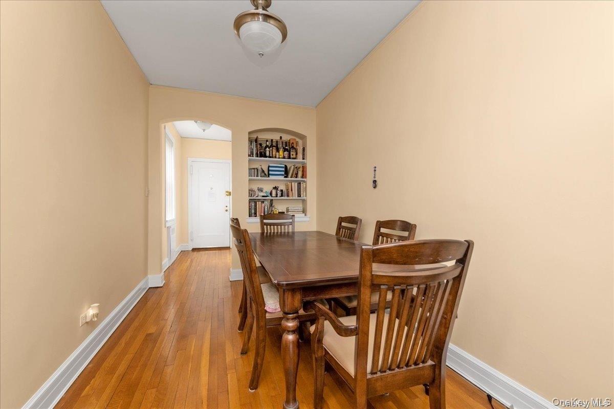 #5 photo, 175-06 Devonshire Road, Jamaica Estates , NY 11432