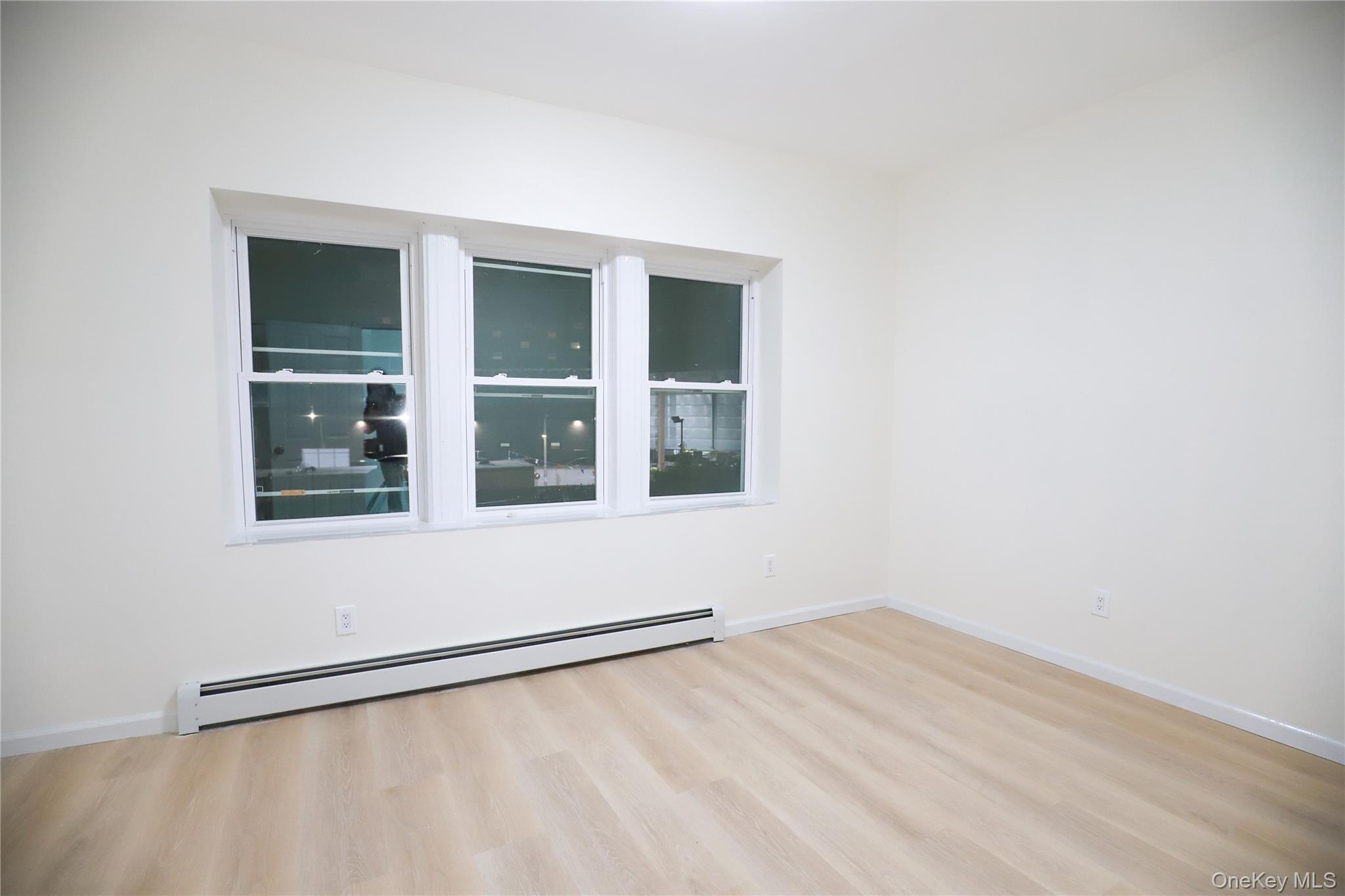 #1 photo, 99-11 39th Avenue, 뉴욕퀸즈 Corona , NY 11368