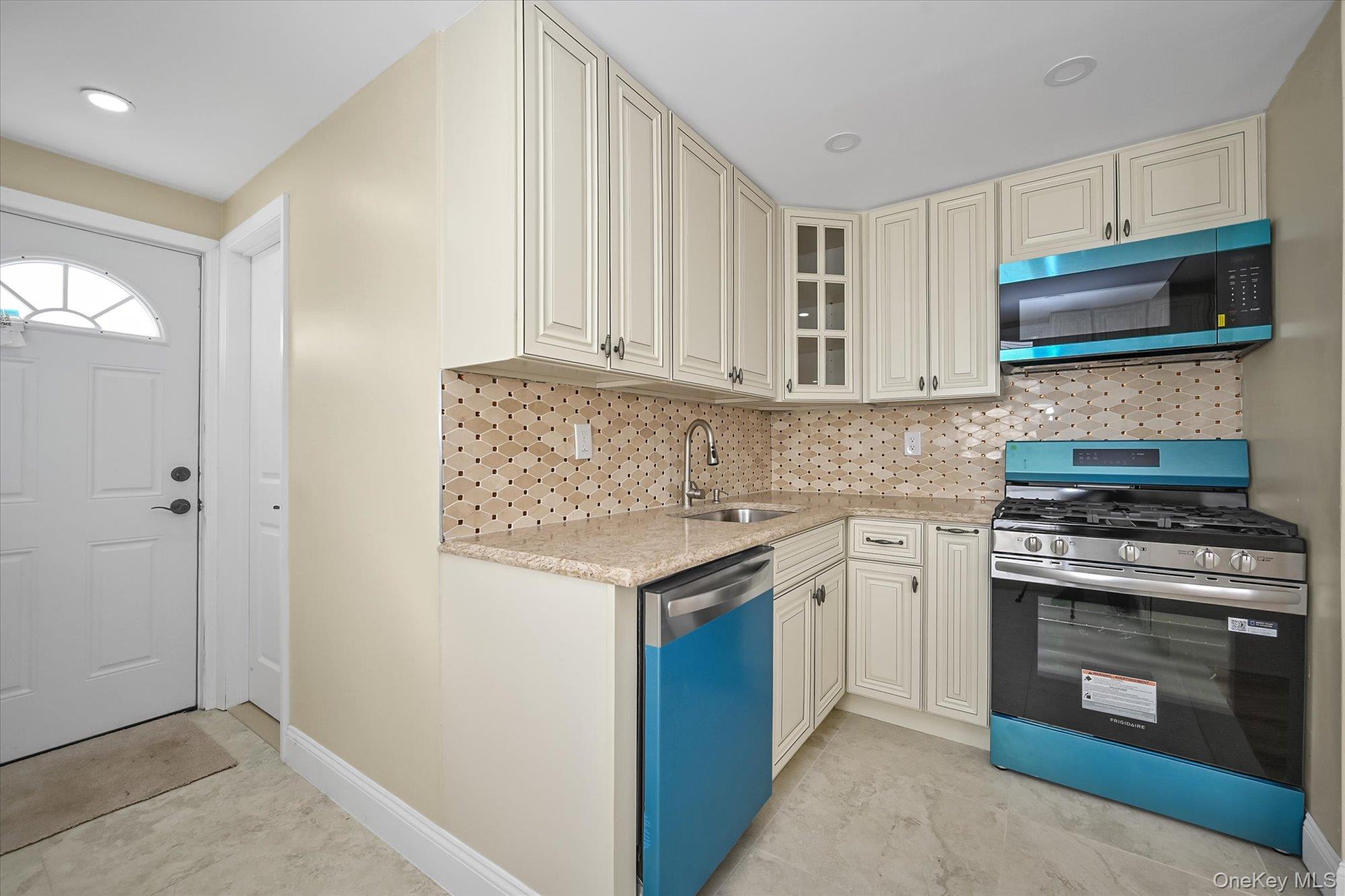 #7 photo, 5216 M Avenue, Brooklyn , NY 11234