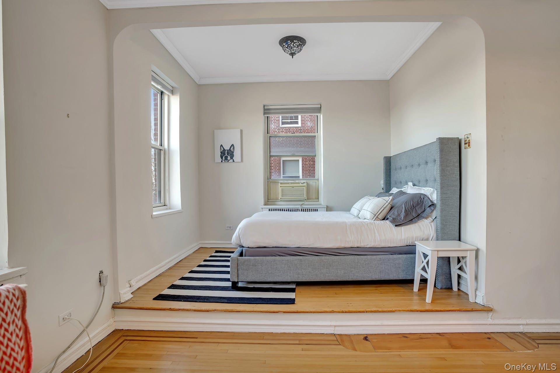 #11 photo, 113-14 72nd Road, Forest Hills , NY 11375