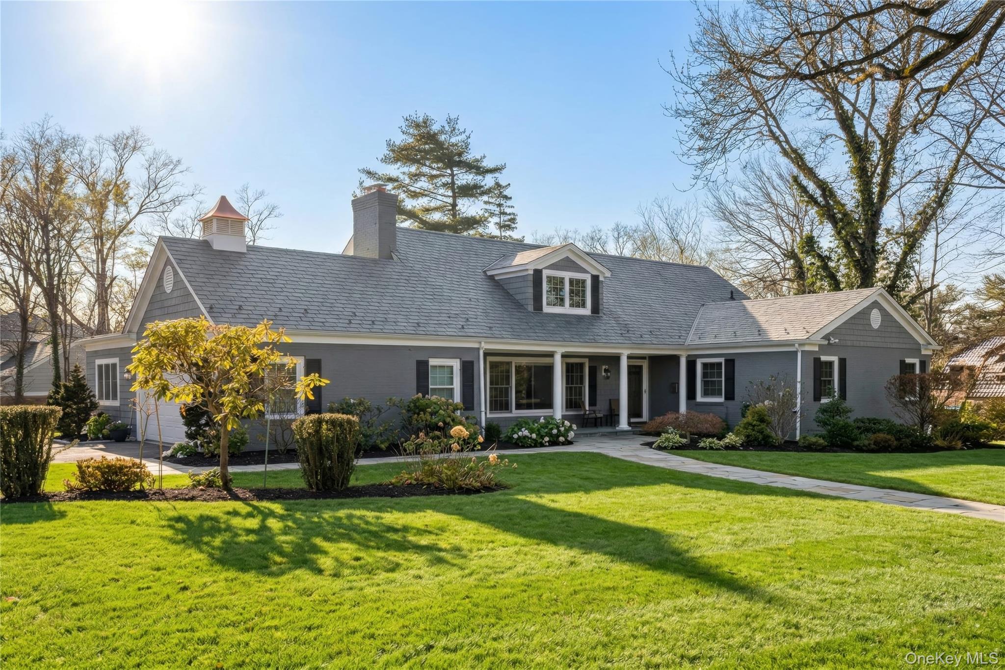 #1 photo, 10 Norfolk Road, Нассау ‖ Great Neck , NY 11020