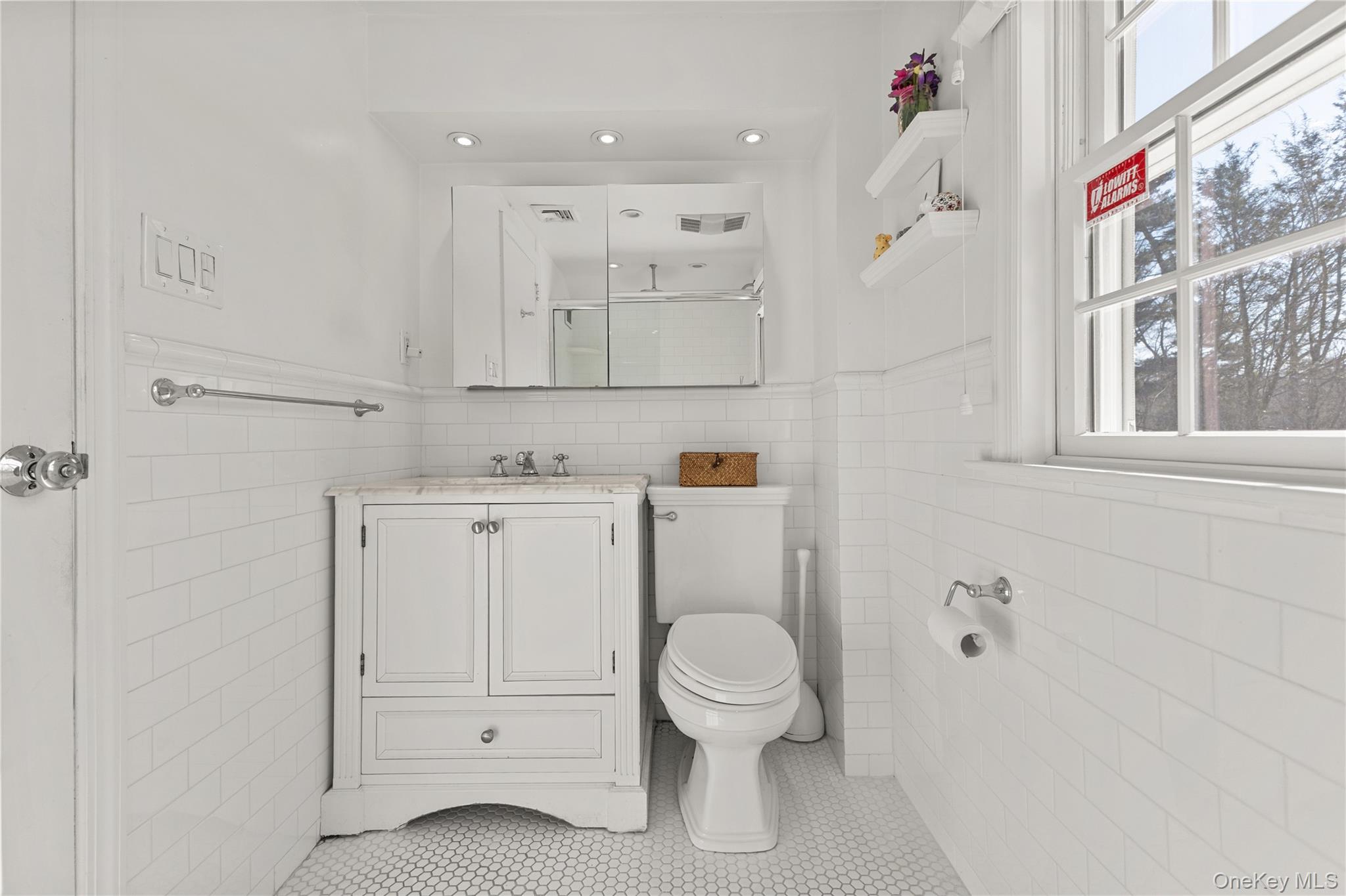 #16 photo, 10 Norfolk Road, Нассау ‖ Great Neck , NY 11020