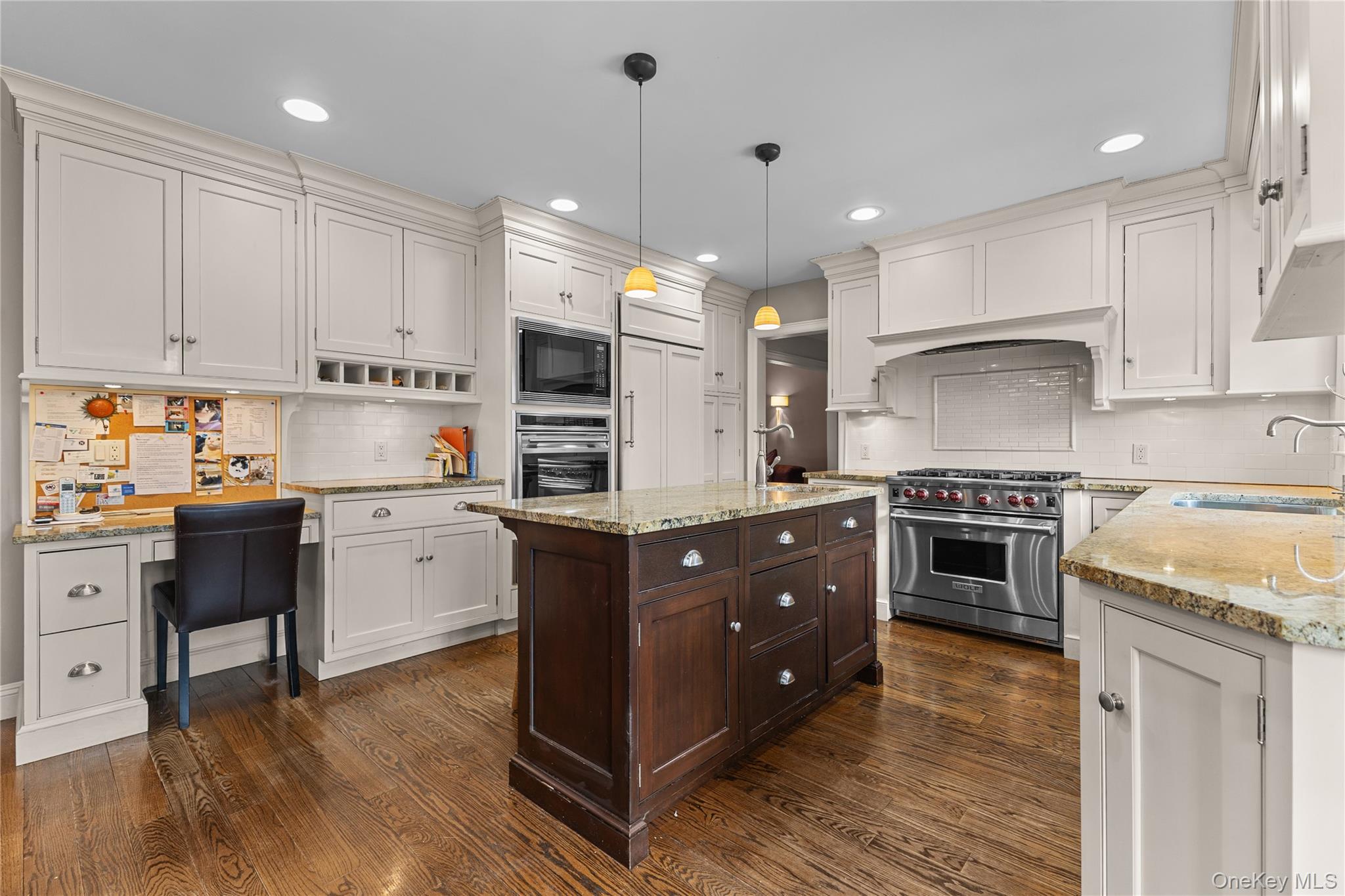 #6 photo, 10 Norfolk Road, Нассау ‖ Great Neck , NY 11020