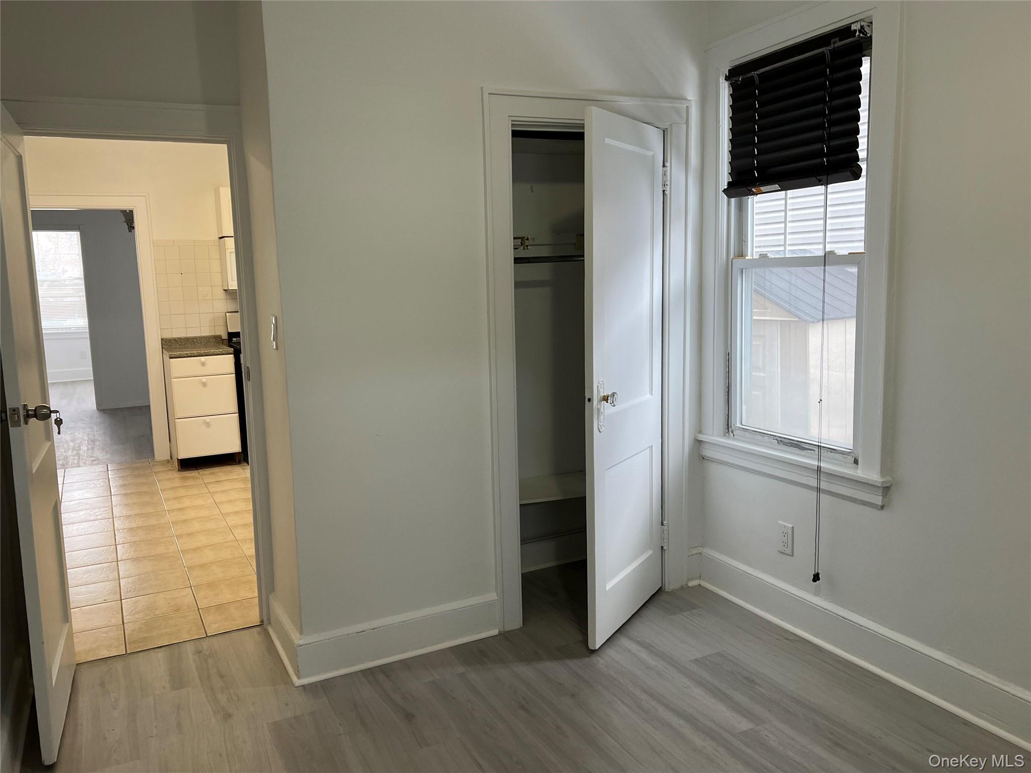 #5 photo, 514 College Place, College Point , NY 11356