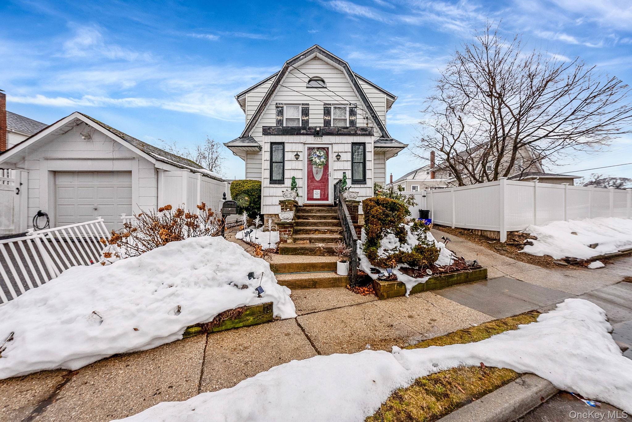 #1 photo, 2270 Edna Court, 롱 아일랜드 Baldwin , NY 11510