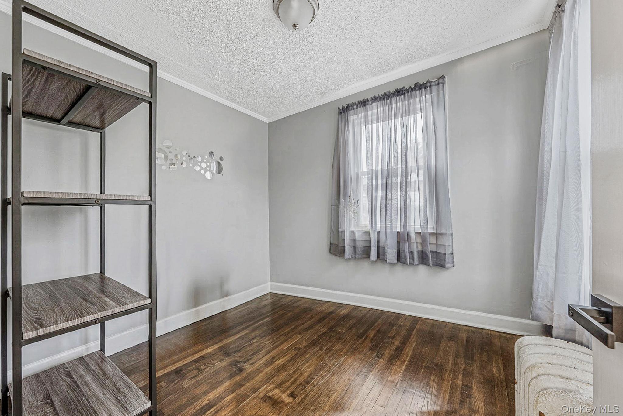 #14 photo, 2270 Edna Court, 롱 아일랜드 Baldwin , NY 11510