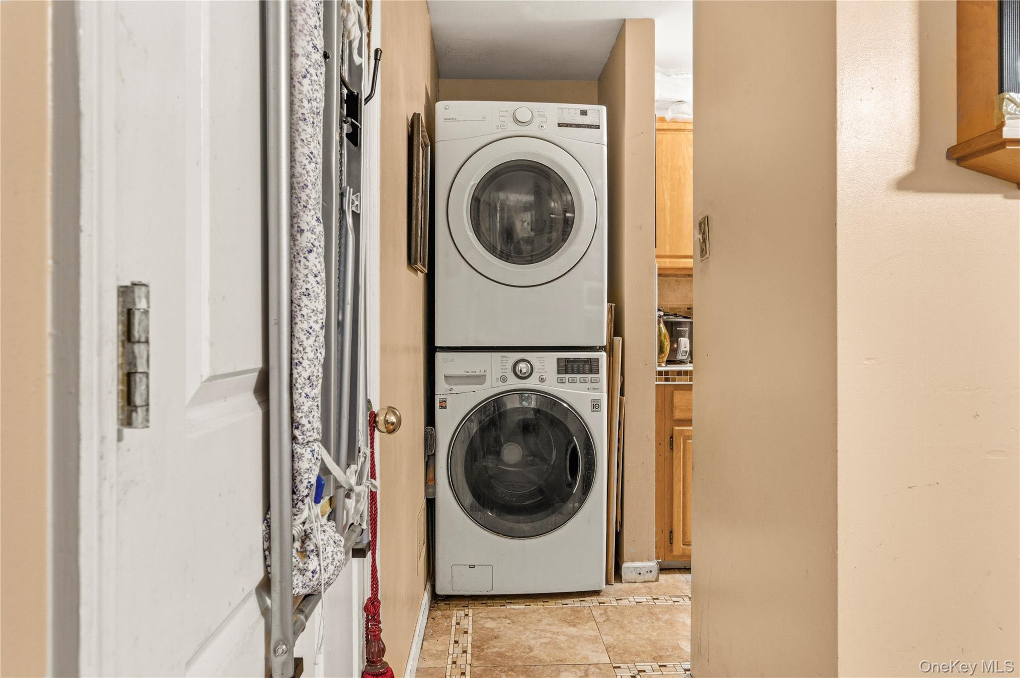 #10 photo, 592 Beech Terrace, Bronx , NY 10454