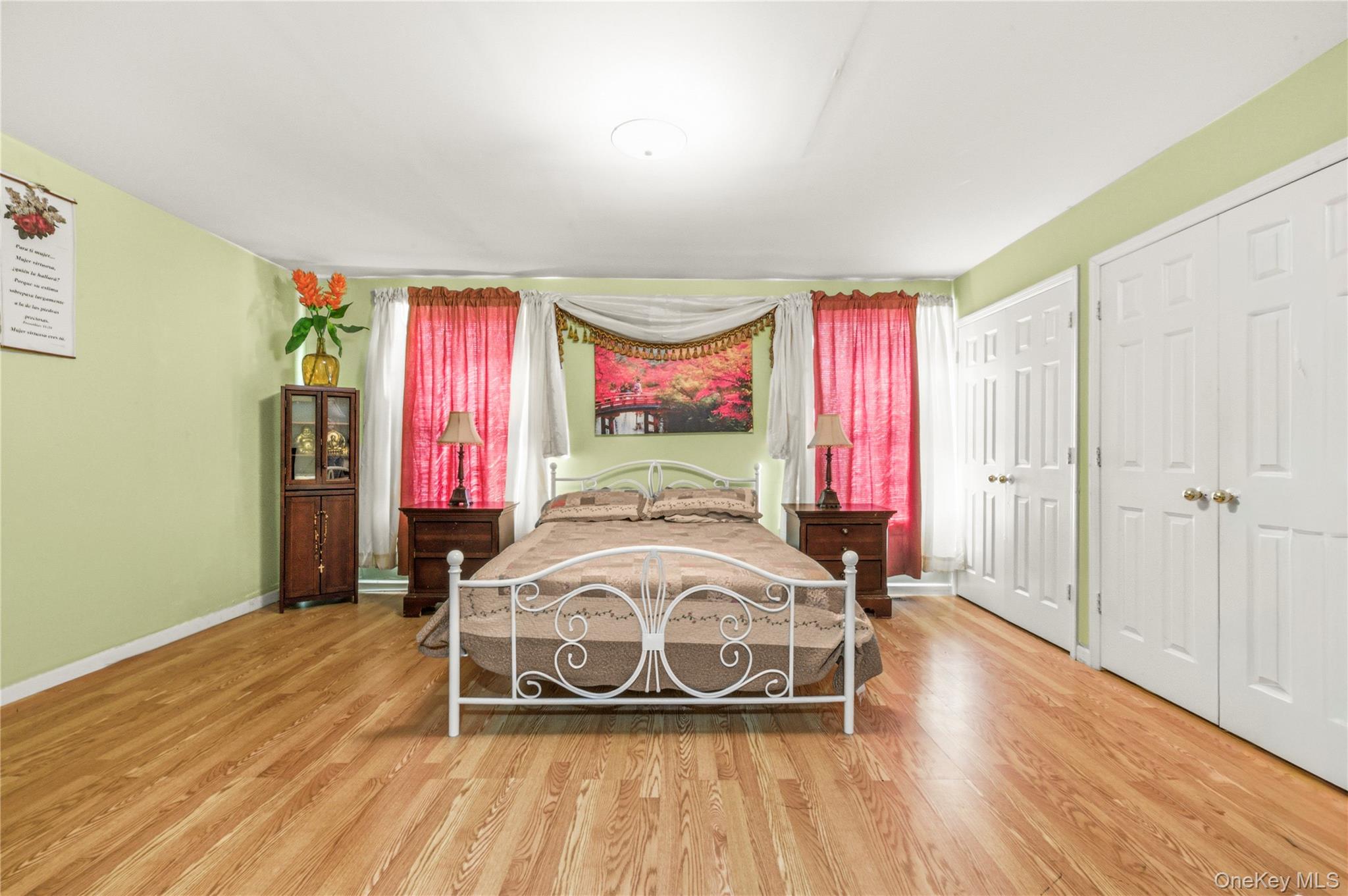 #13 photo, 592 Beech Terrace, Bronx , NY 10454