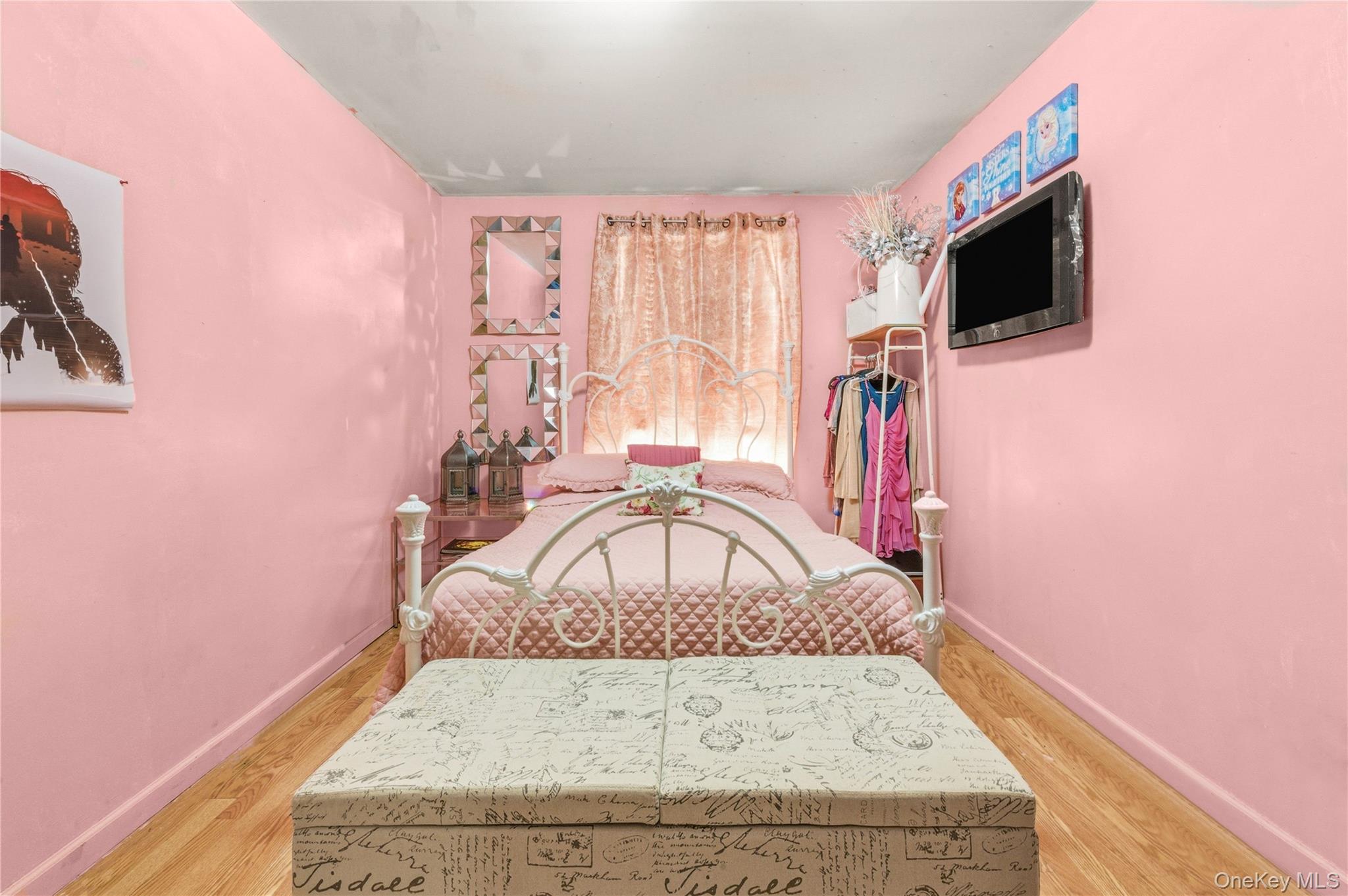 #16 photo, 592 Beech Terrace, Bronx , NY 10454