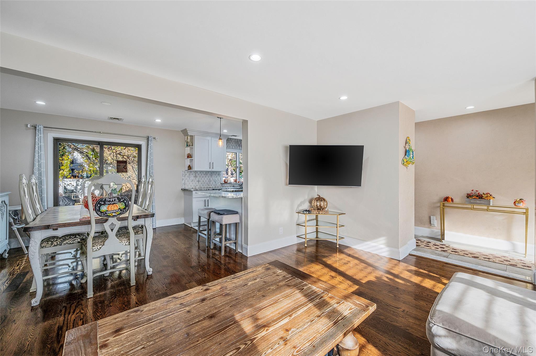 #4 photo, 66 Virginia Avenue, Нассау ‖ Oceanside , NY 11572