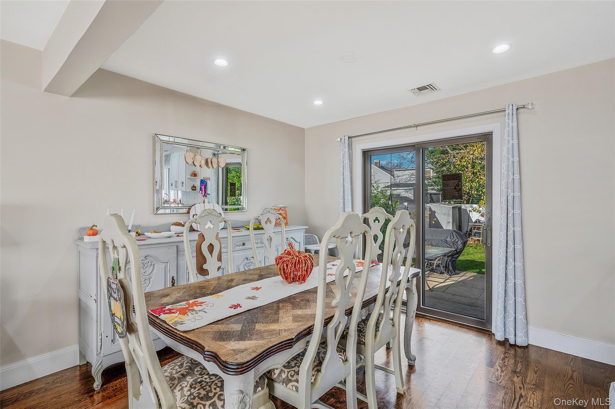 #5 photo, 66 Virginia Avenue, Нассау ‖ Oceanside , NY 11572