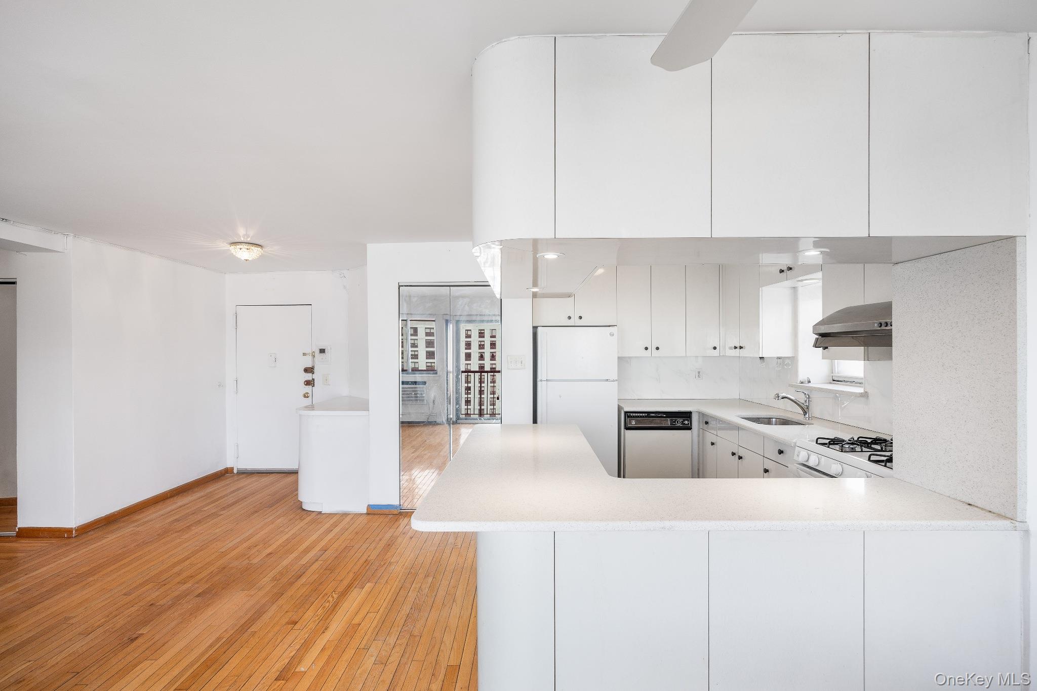 #6 photo, 133-36 41st Road, 皇后区 Flushing , NY 11355