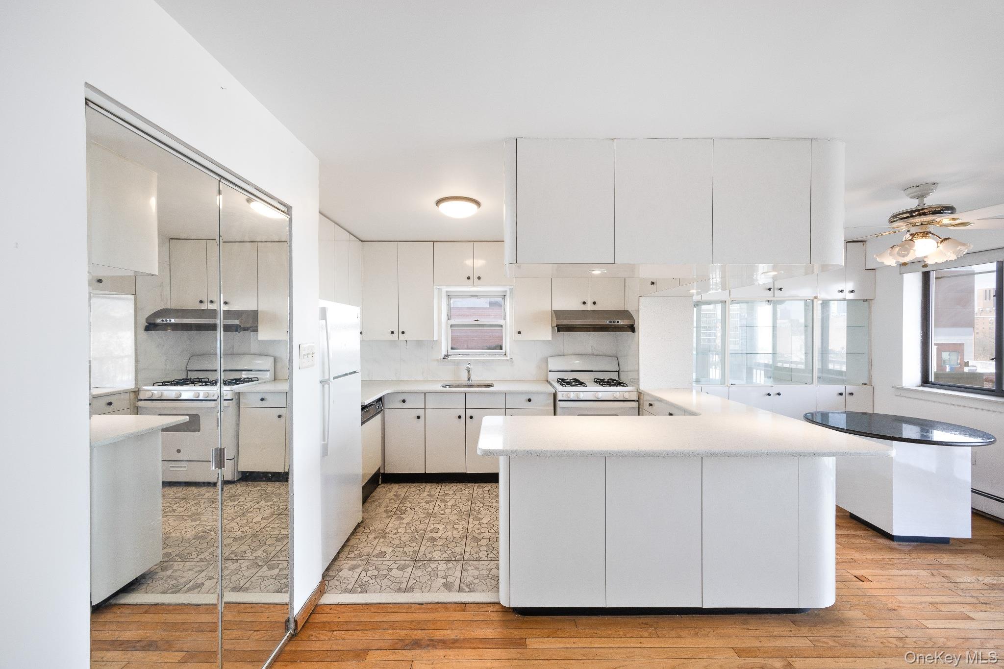 #9 photo, 133-36 41st Road, 皇后区 Flushing , NY 11355