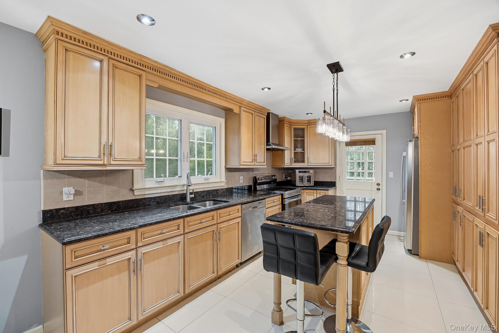 #12 photo, 53 Somerset Drive, Нассау ‖ Great Neck , NY 11020