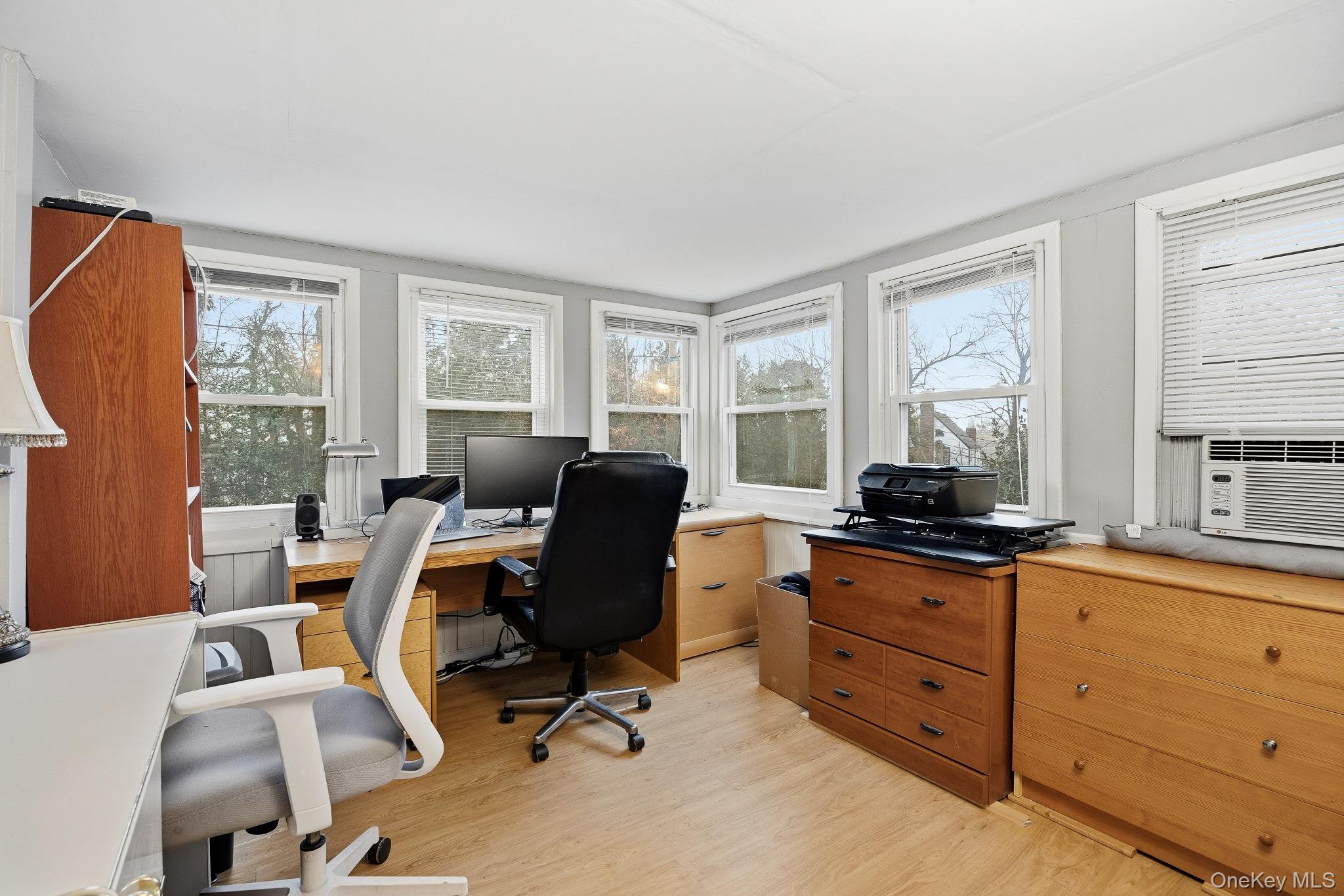 #19 photo, 53 Somerset Drive, Нассау ‖ Great Neck , NY 11020