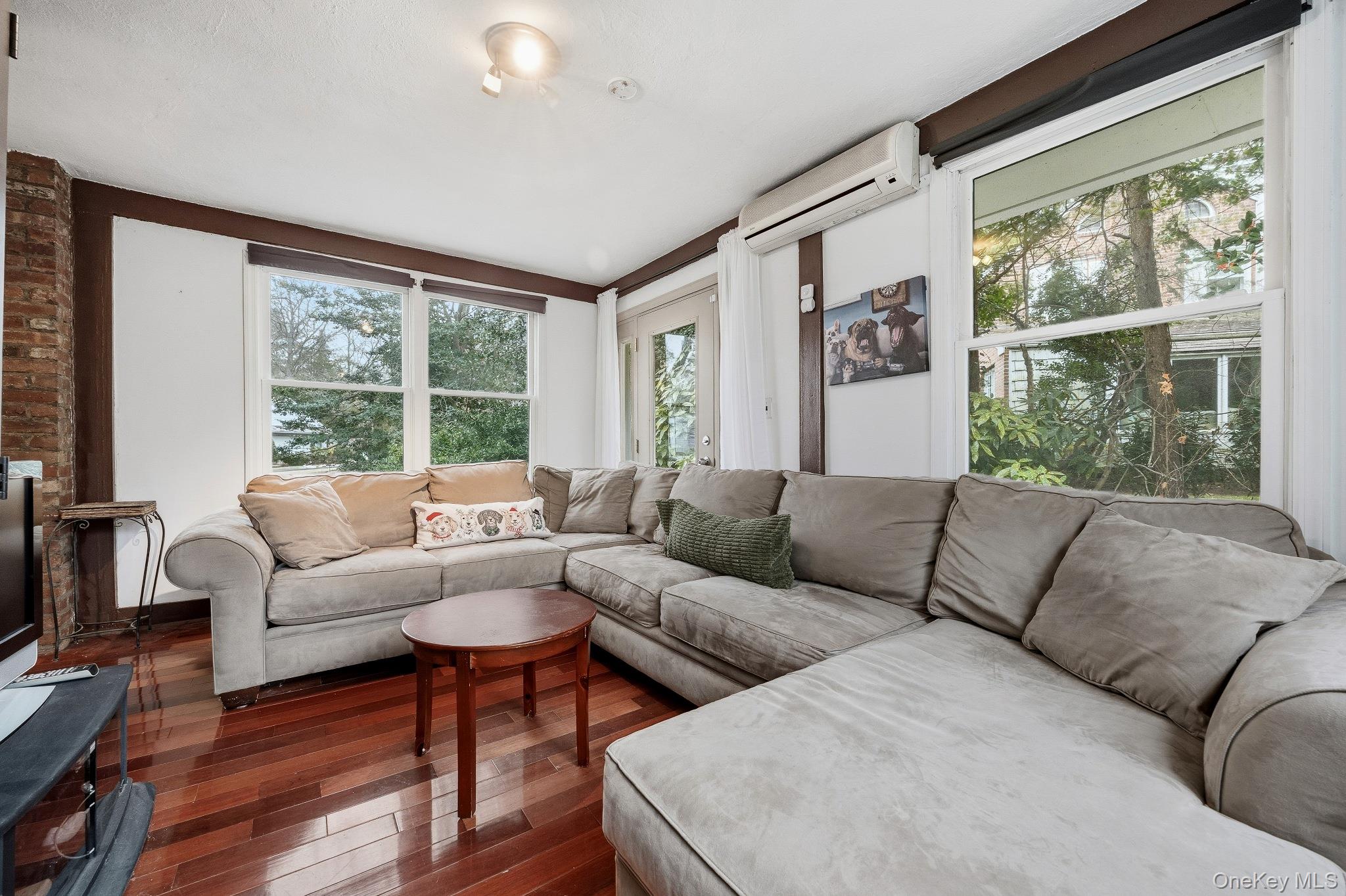 #8 photo, 53 Somerset Drive, Нассау ‖ Great Neck , NY 11020