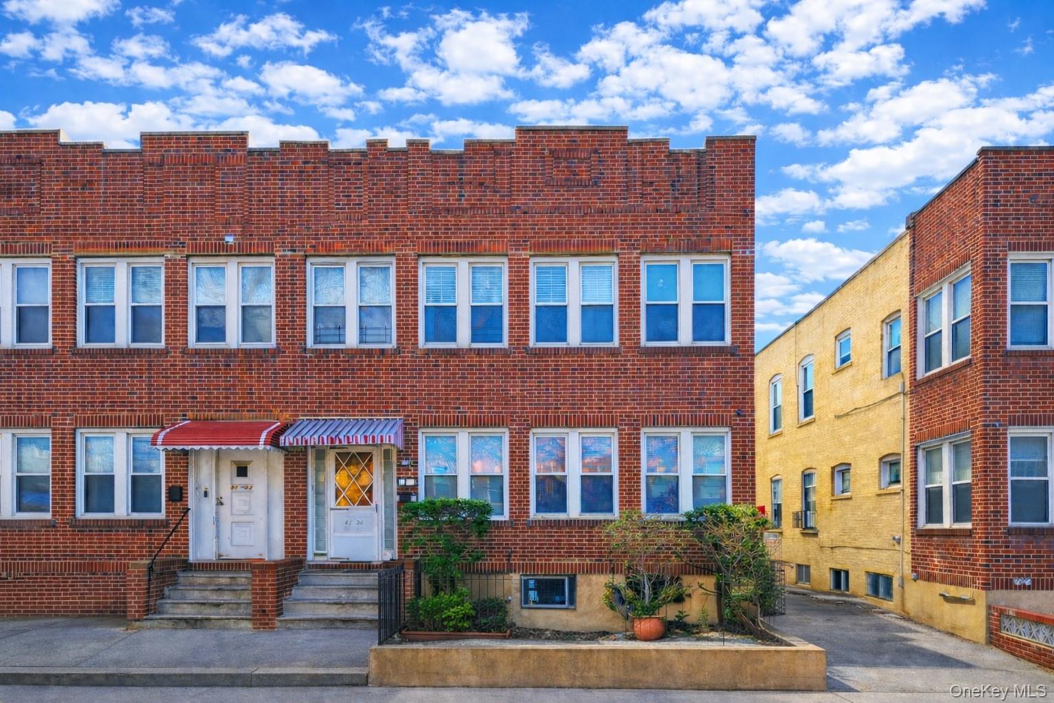 #1 photo, 81-20 Dongan Avenue, Куинс ‖ Elmhurst , NY 11373