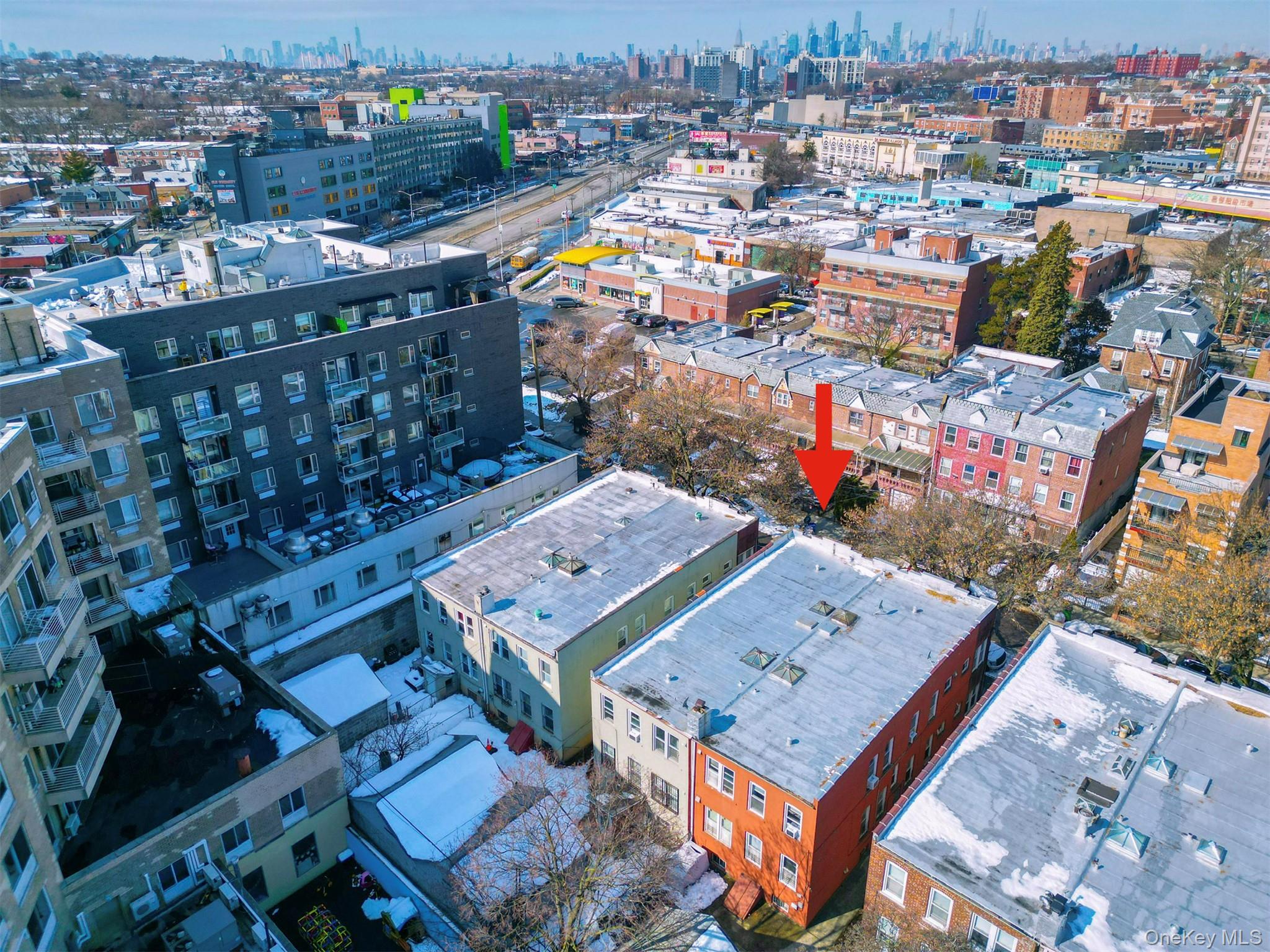 #10 photo, 81-20 Dongan Avenue, Куинс ‖ Elmhurst , NY 11373