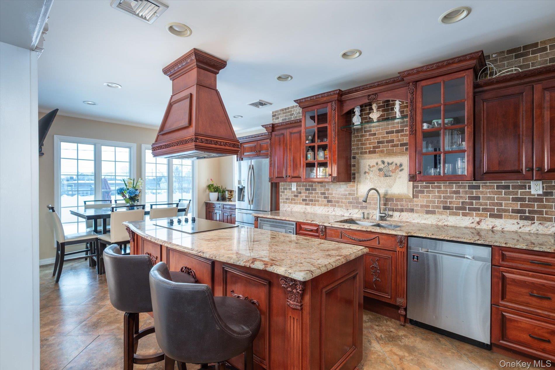 #6 photo, 3235 Ilene Lane, מחוז נסאו Levittown , NY 11756