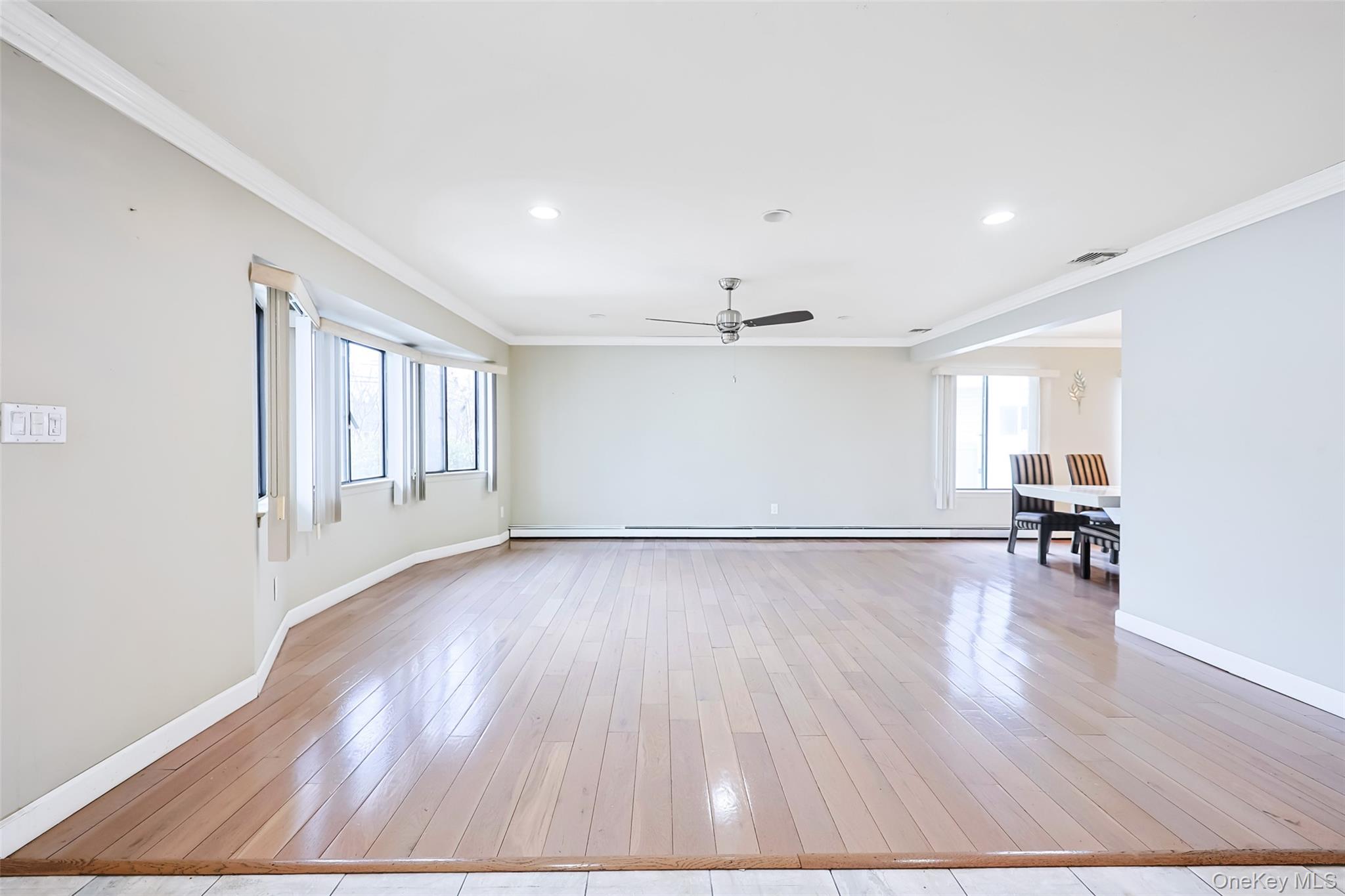 #10 photo, 1259 JERUSALEM AVE Avenue, 롱 아일랜드 Merrick , NY 11566