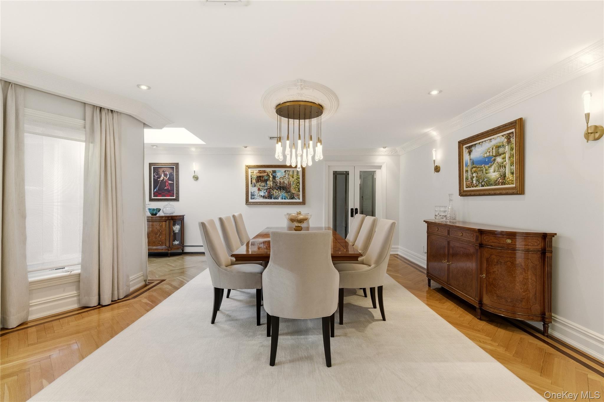 #5 photo, 8 Brookville Lane, Нассау ‖ Brookville , NY 11545