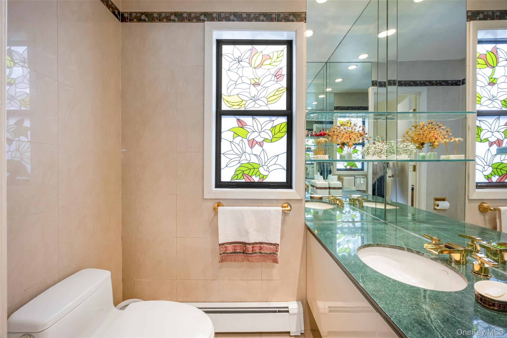 #6 photo, 27 Bond Street, Great Neck , NY 11021