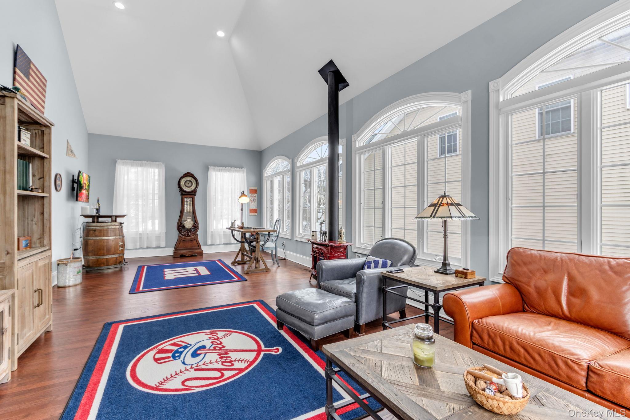 #7 photo, 19 Sassinoro Boulevard, Cortlandt Manor , NY 10567