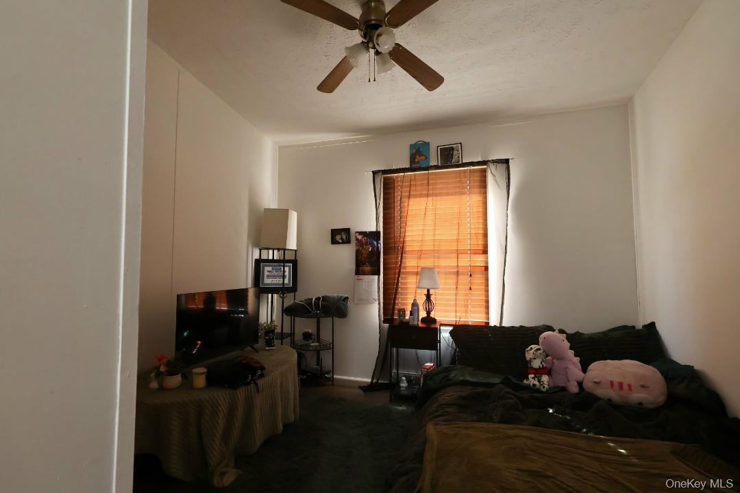 #9 photo, 20 Oak St, 紐約州 Wurtsboro , NY 12790