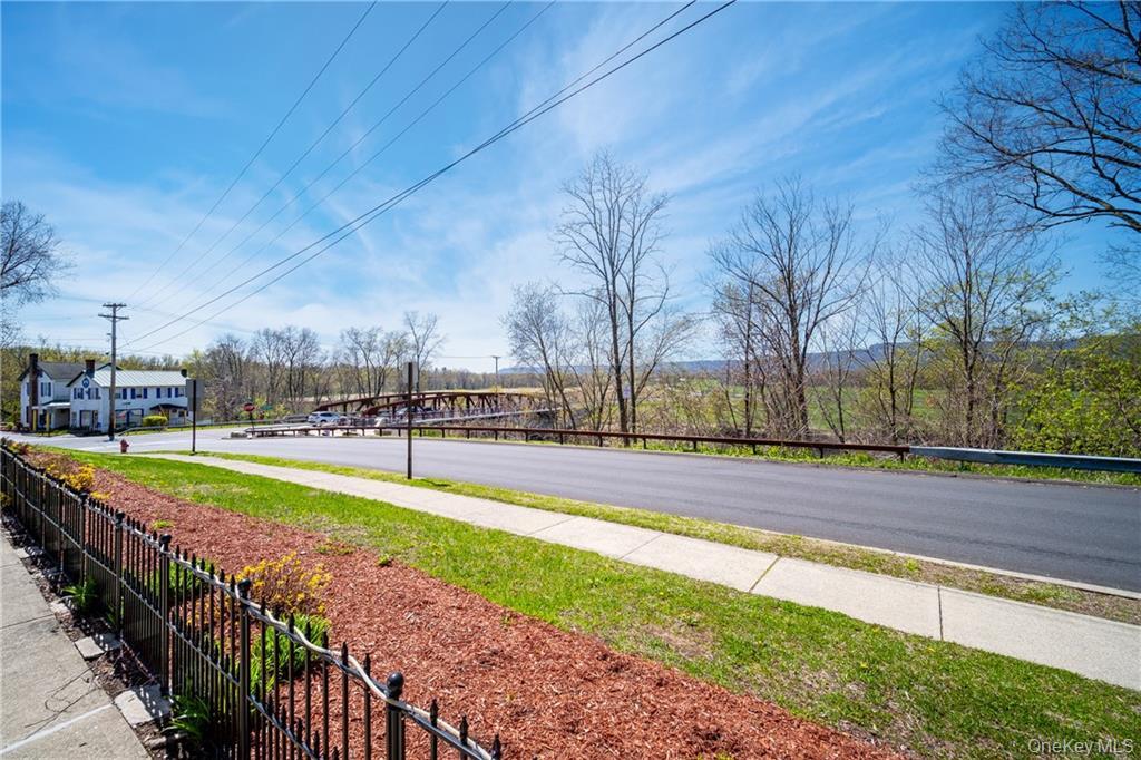 #5 photo, 3 Main Street, New Paltz , NY 12561