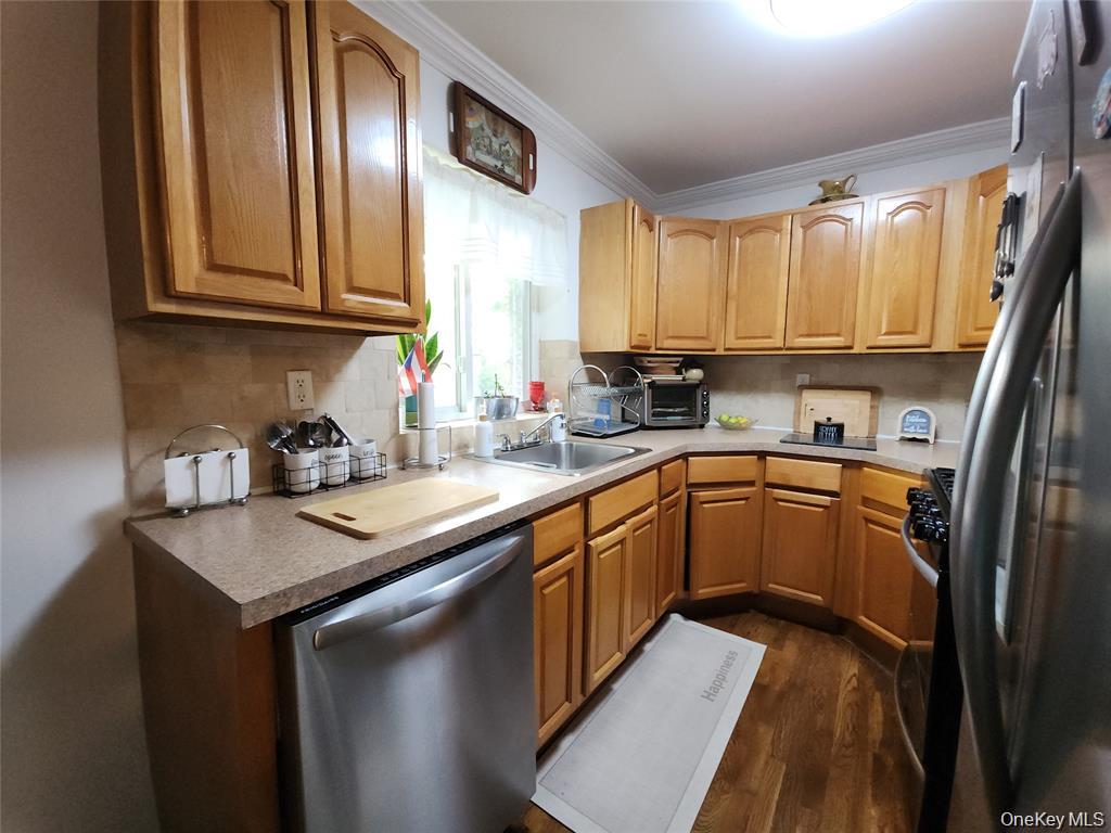 #13 photo, 101 Longstreet Avenue, Бронкс ‖ Bronx , NY 10465