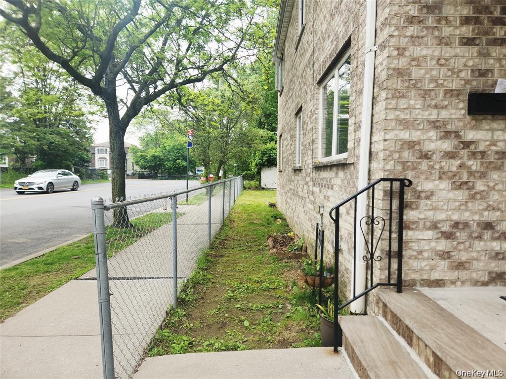 #4 photo, 101 Longstreet Avenue, Бронкс ‖ Bronx , NY 10465