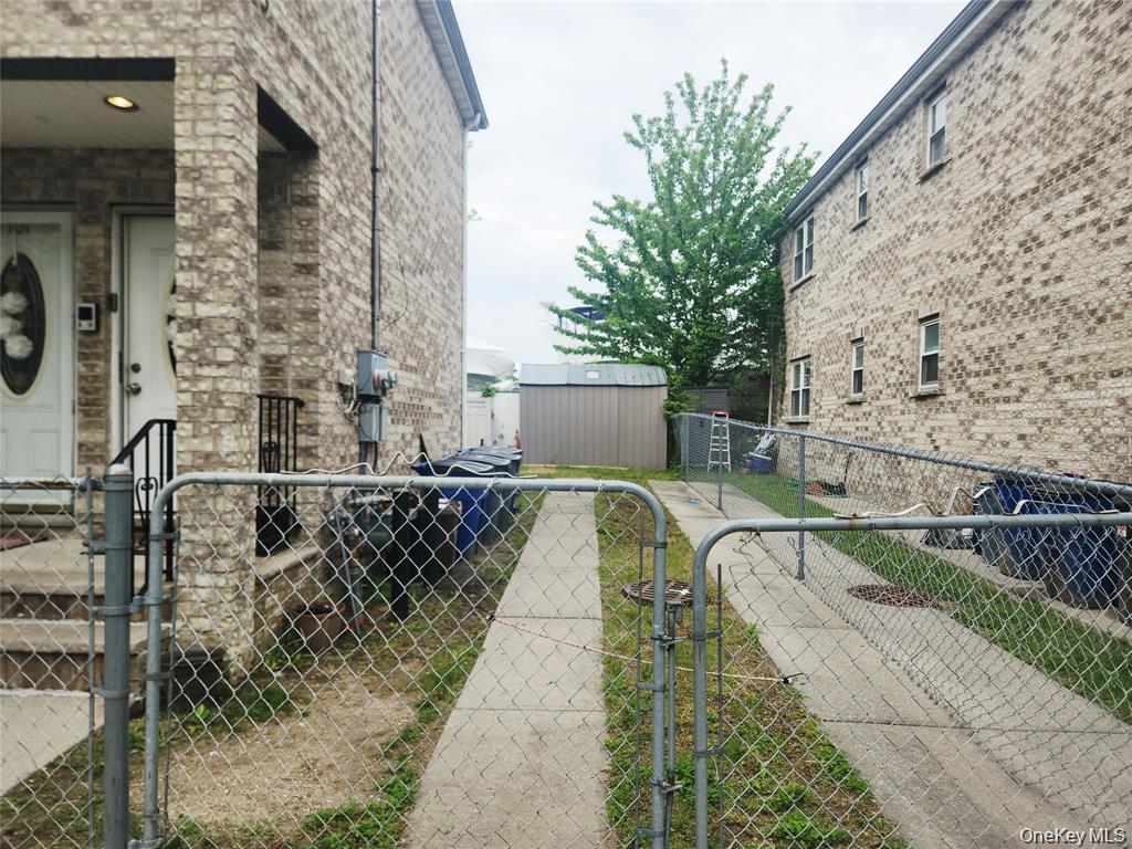 #5 photo, 101 Longstreet Avenue, Бронкс ‖ Bronx , NY 10465