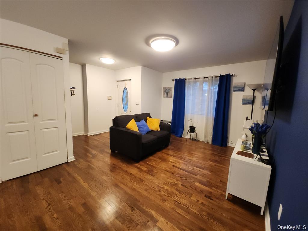 #8 photo, 101 Longstreet Avenue, Бронкс ‖ Bronx , NY 10465