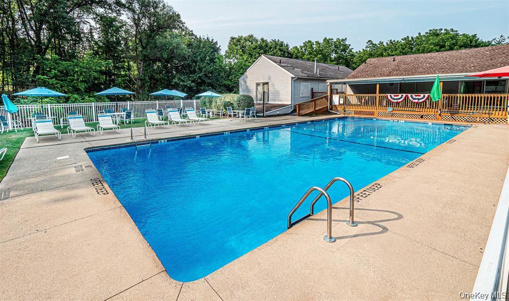 #6 photo, 21 Magnolia Lane, Warwick , NY 10990